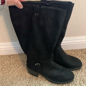 Bella Vita Black boots NWT